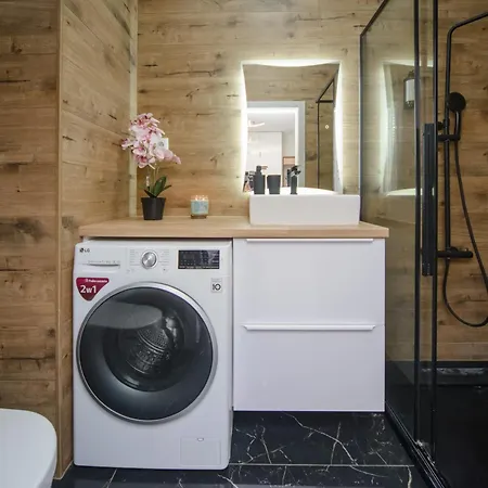 Maya's Flats & 104 - Letnica 그단스크