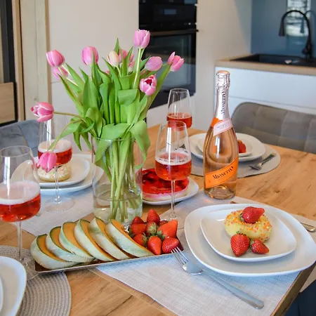 아파트 Maya's Flats & 104 - Letnica *