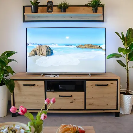 Διαμέρισμα Maya's Flats & 104 - Letnica